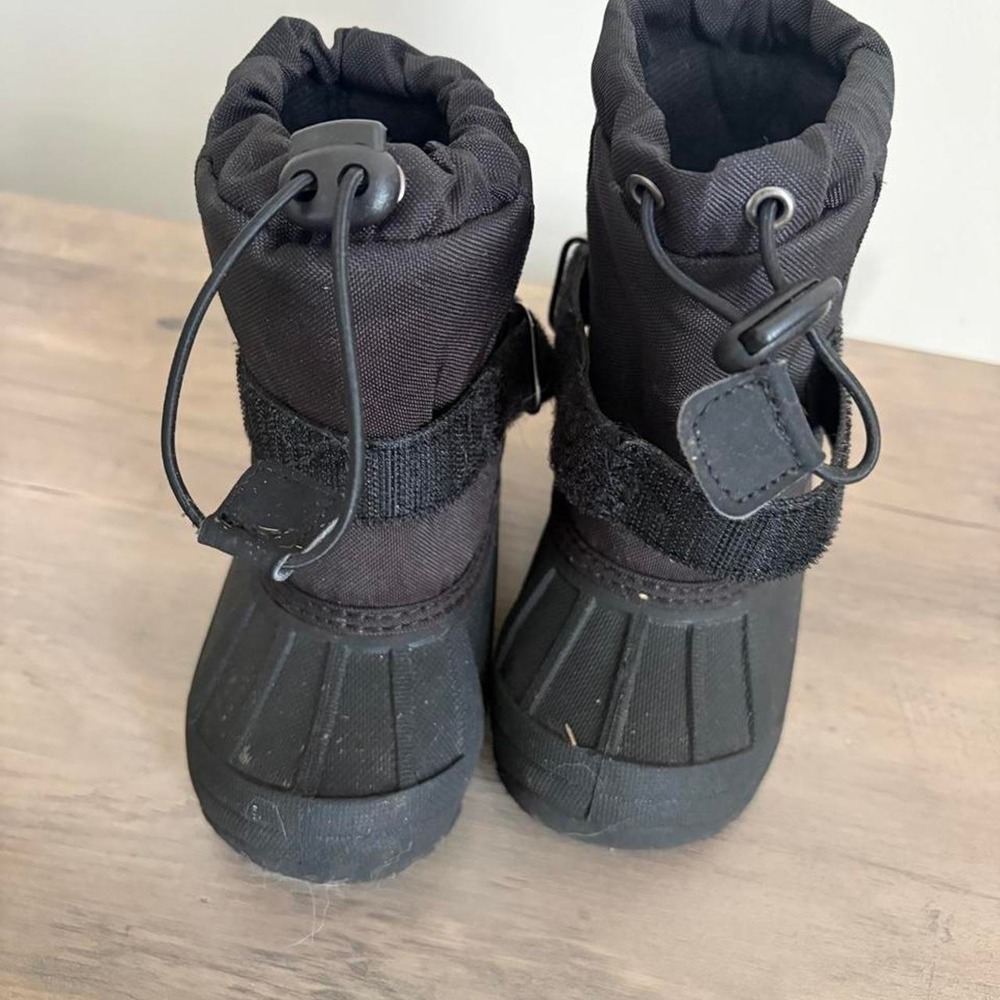 Morendl Black Toddler Winter Snow Boots Size 7 Duck Boots Toggle Closure